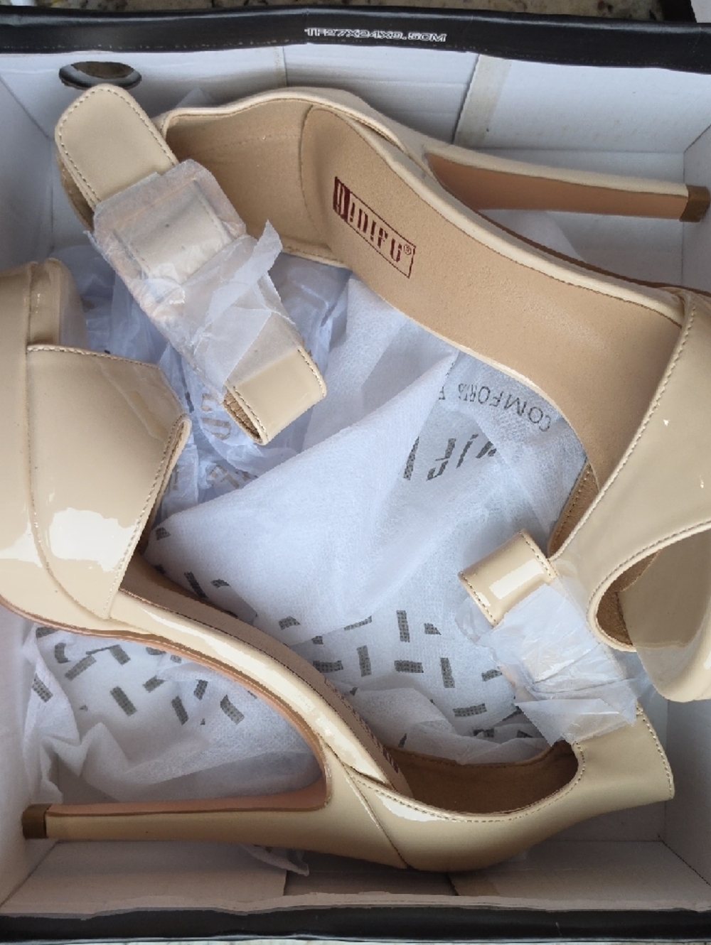 IDIFU Beige Patent Platform Ankle-Strap Stiletto Heels - Picture 6 of 6